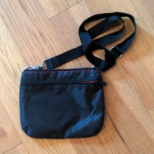 Thirty-one crossbody bag